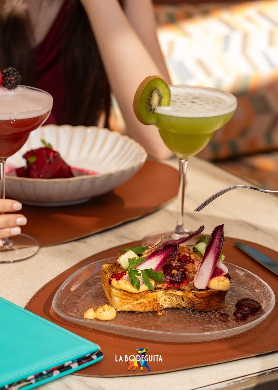 Le bar et ses cocktails